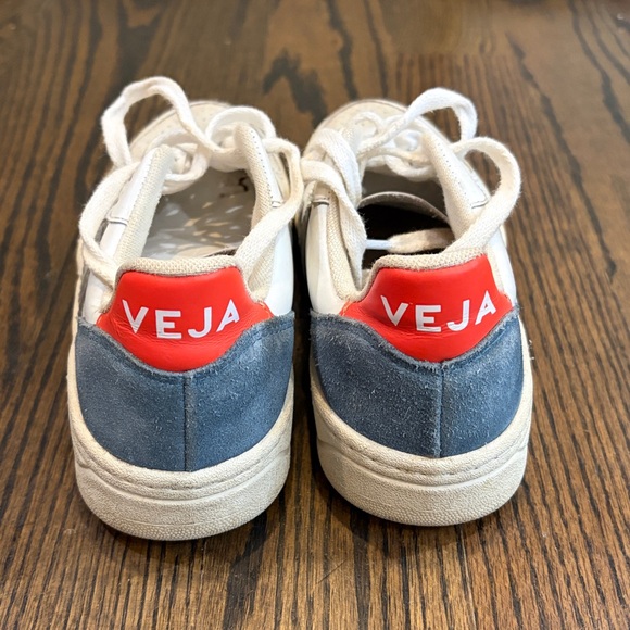 Veja Sneakers with blue and orange pop size 35 eu/ 4 us - Picture 2 of 7
